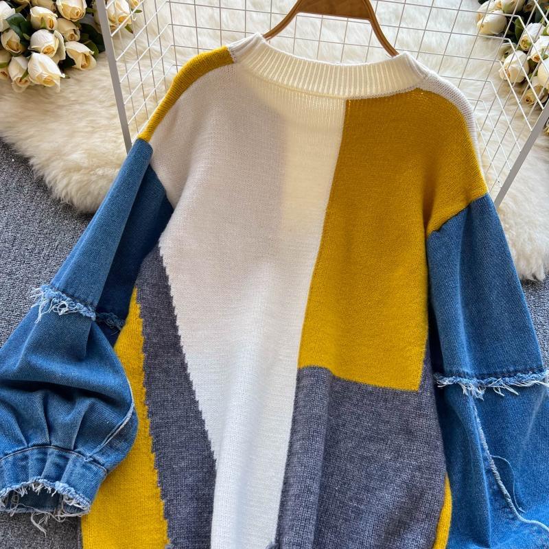 Dora Quirky Statement Sweatshirt In Multicolor