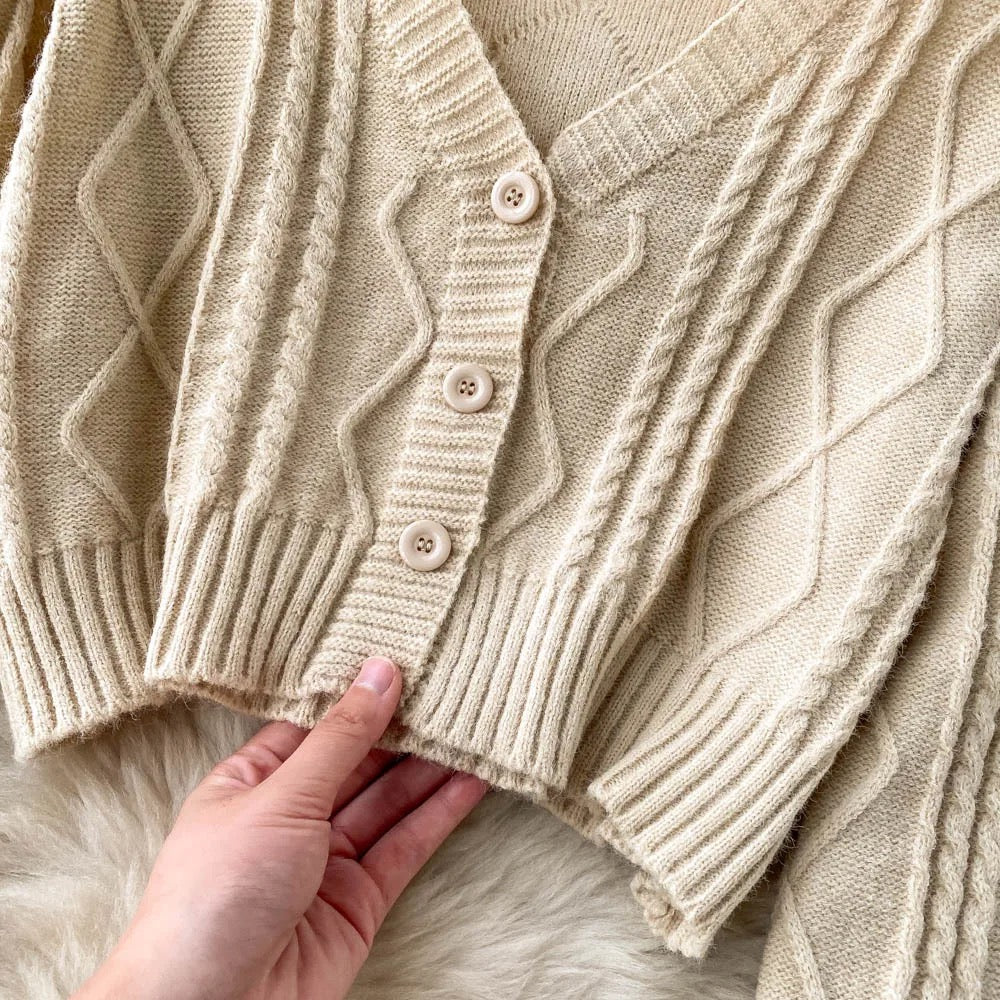 Cyra Premium Woolen Sweater Set In Beige