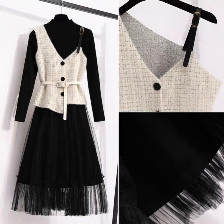 Leister Dress and Cape In Black